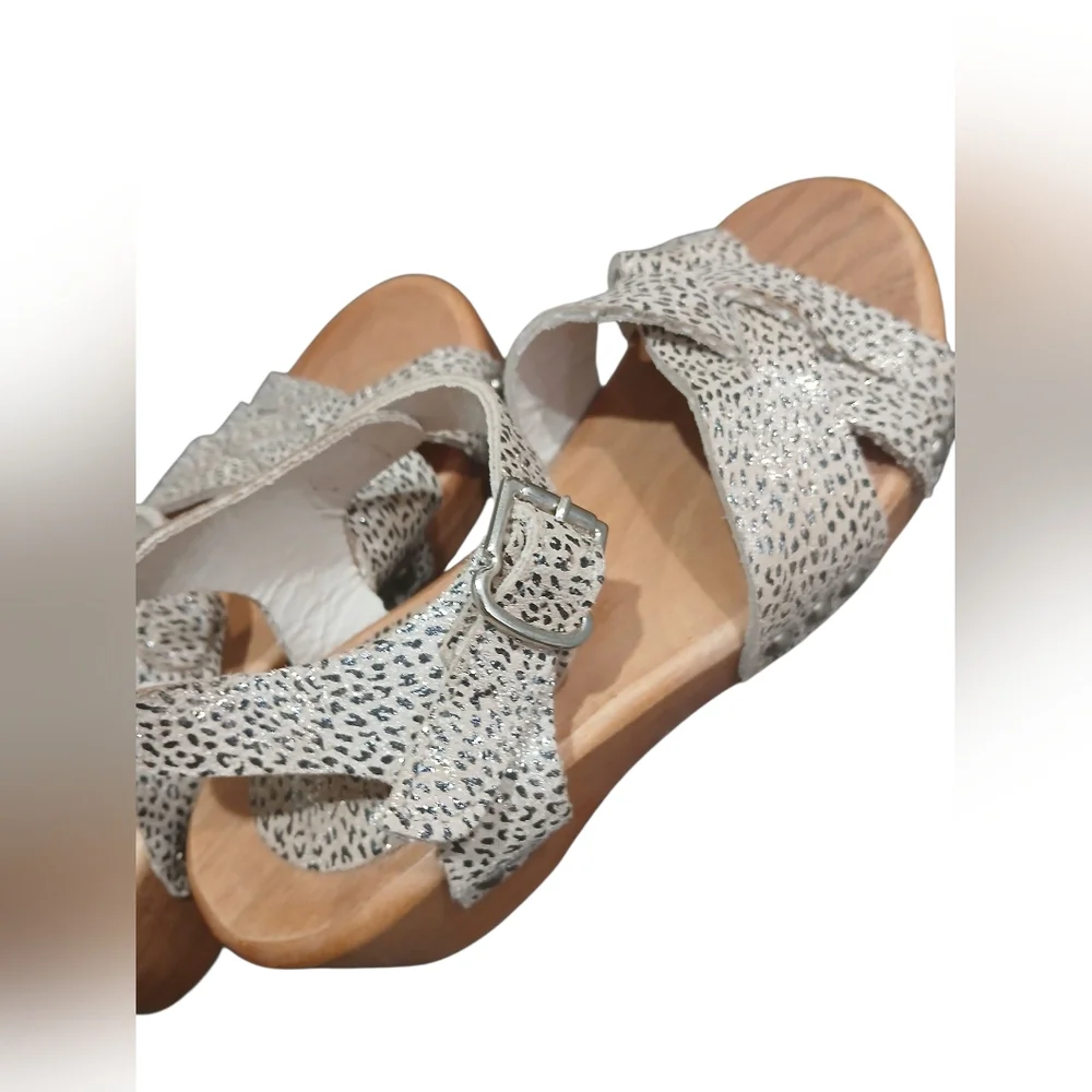 Confetti Brand Handmade Wooden Leather Girl Shoes Size 11 US Grey Brown